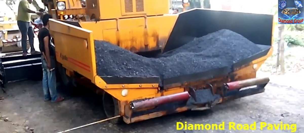 Diamond Road Paving-00
